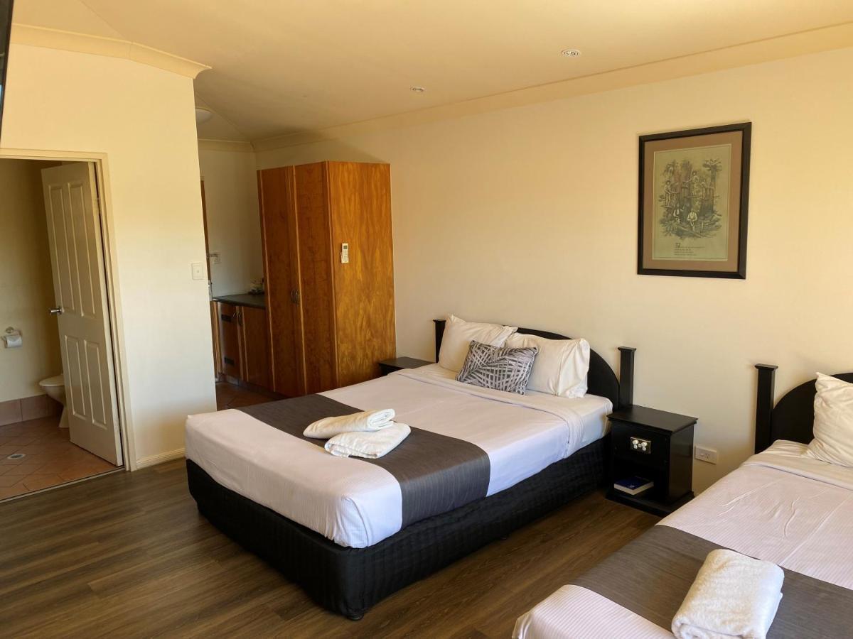 Emerald Explorers Inn Eksteriør bilde
